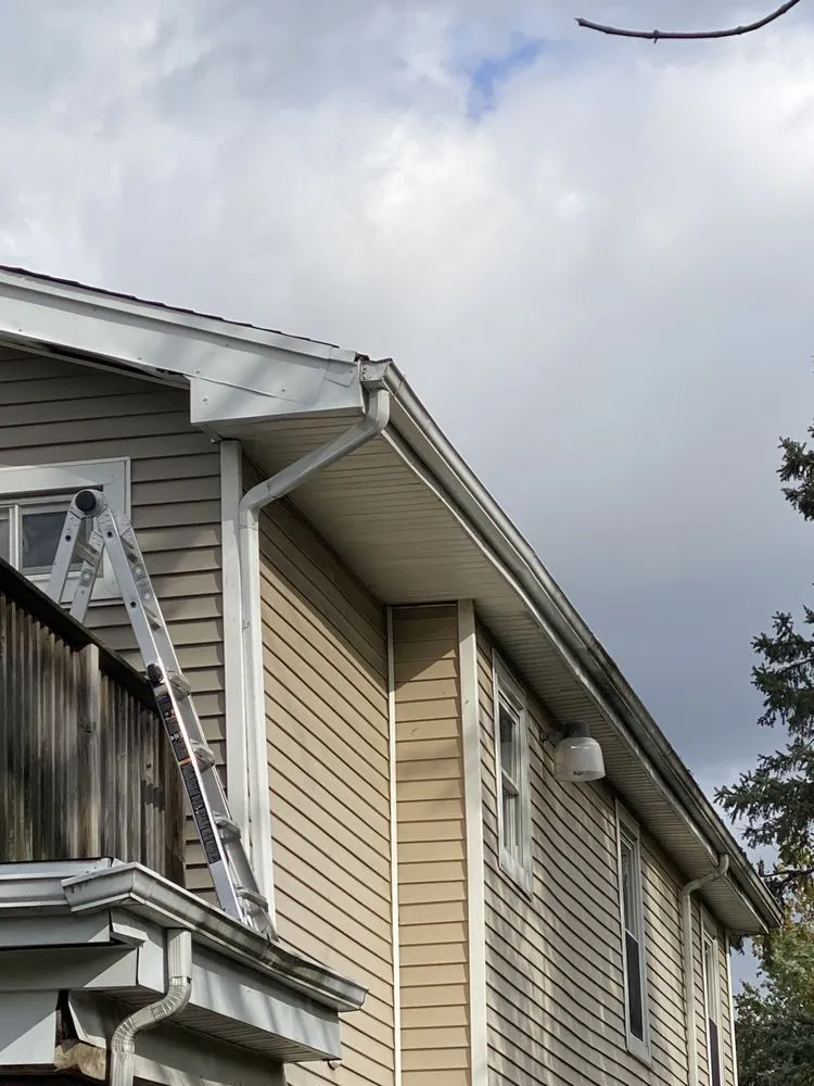 Slide of ALLMAX Roofing