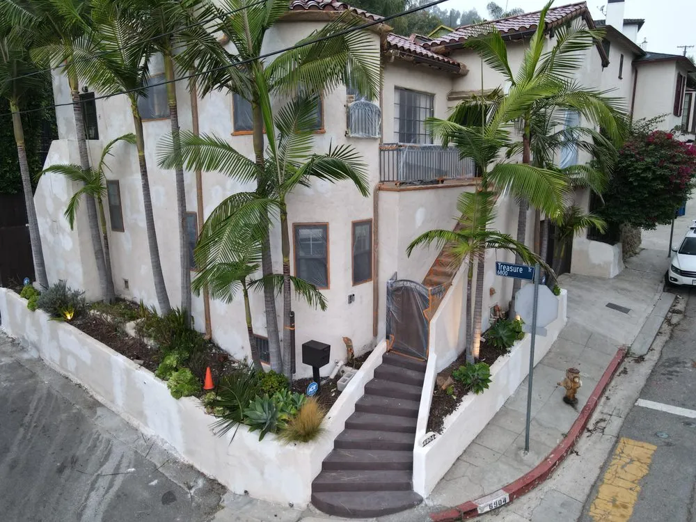 Slide of Alluring Homes