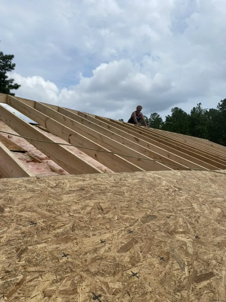 Slide of Alonso & Son Roofing