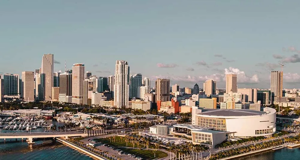 Slide of Alonso Roofing