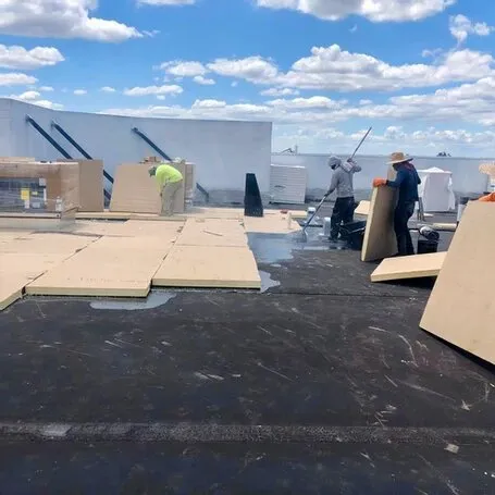 Slide of Alonso Roofing