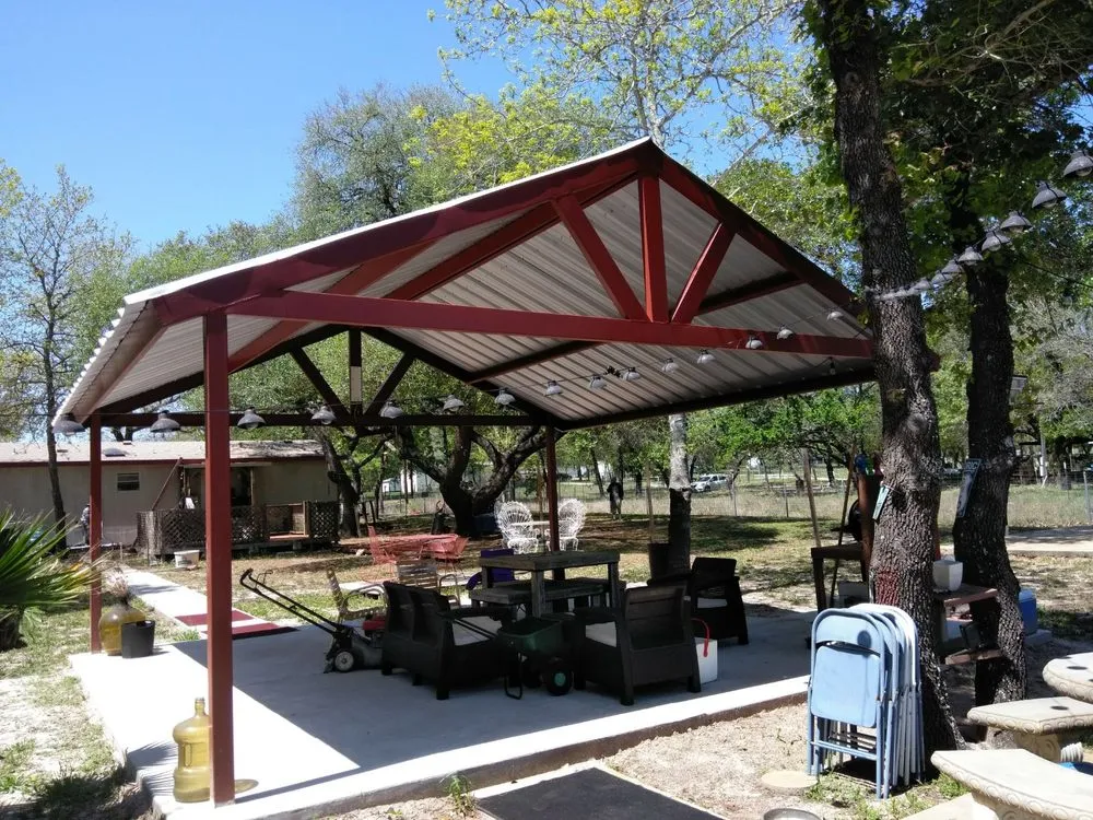 Slide of Alonzo's Welding & Fabrication