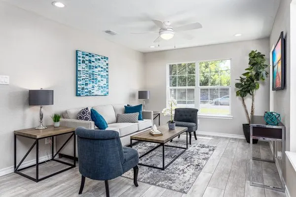 Alpha Construction & Roofing Logo