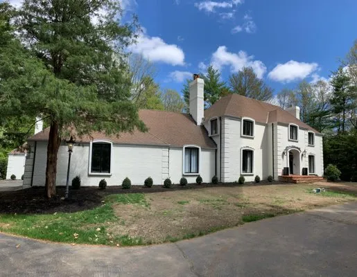 Alpha Contracting Services Logo