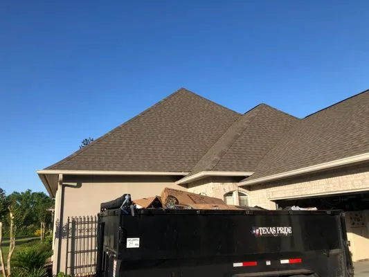 Alpha Plus Roofing Logo