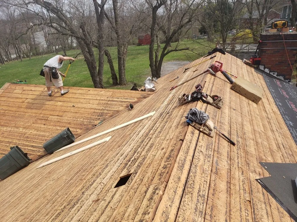 Slide of Alpha Roofing