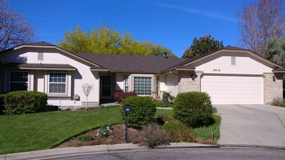 Slide of Alpha Roofing