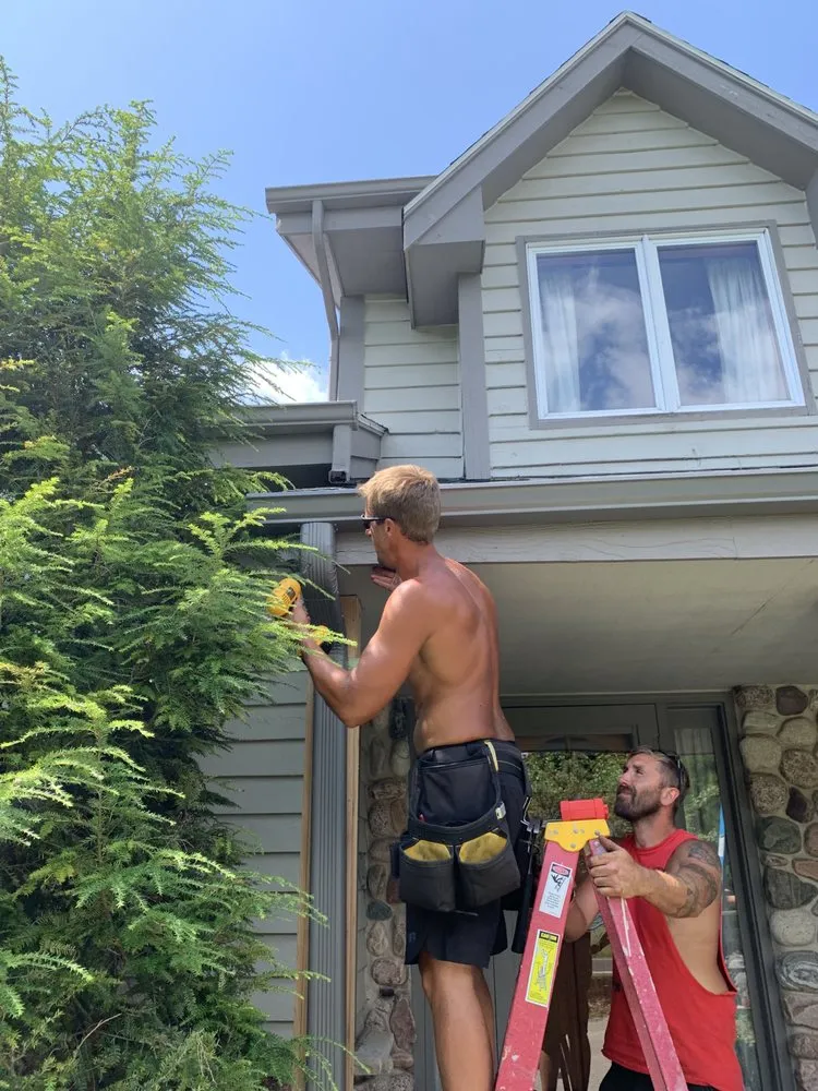 Slide of Alpha Roofing