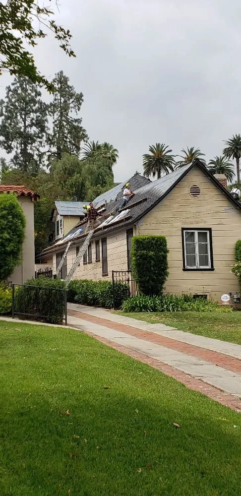 Slide of Alpha Roofing