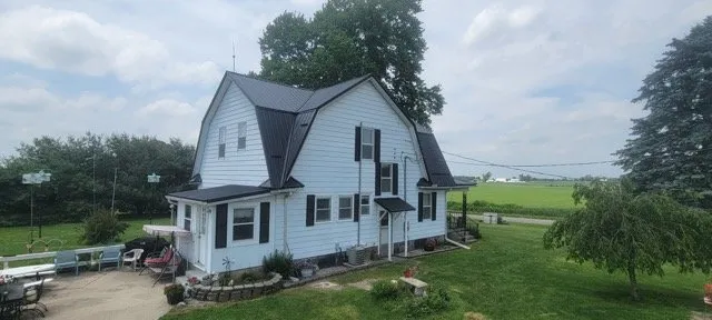 Slide of Alphalete Roofing