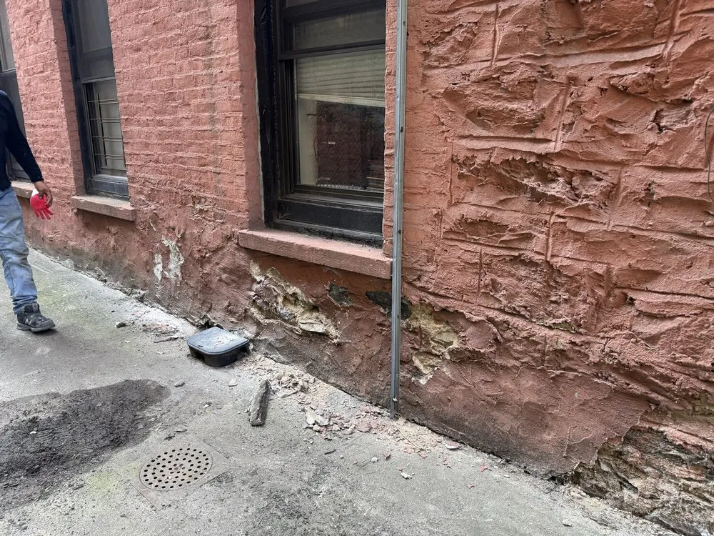 Slide of Alphaline Construction