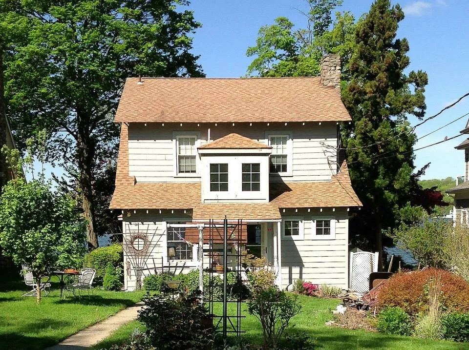 Slide of Alpine Roofing