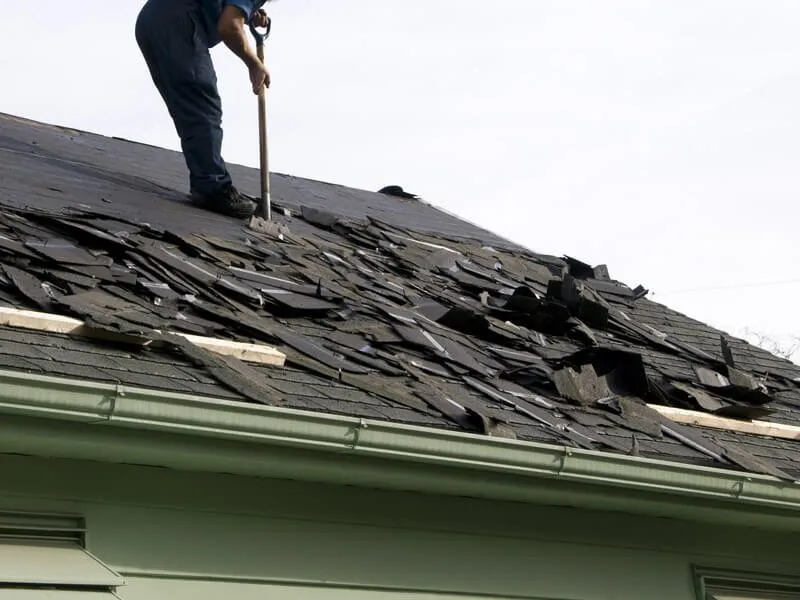 Slide of Al's Roofing & Gutters