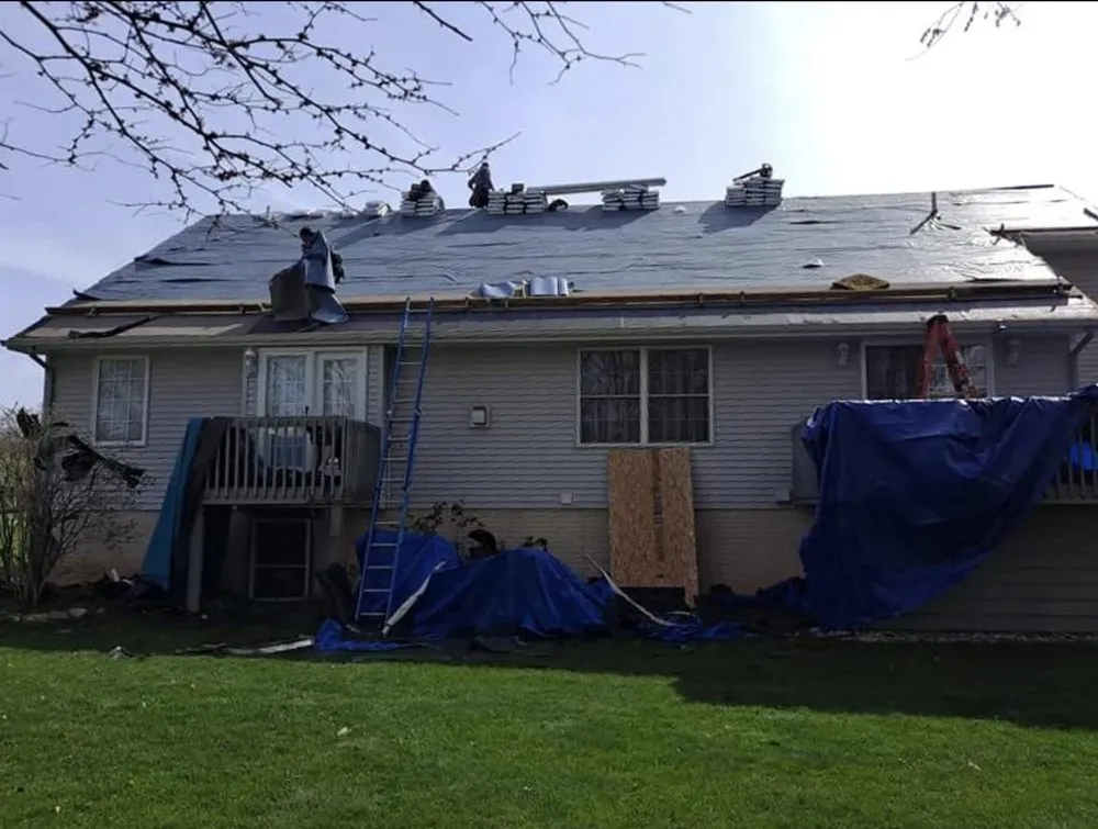 Slide of Al's Roofing & Repair