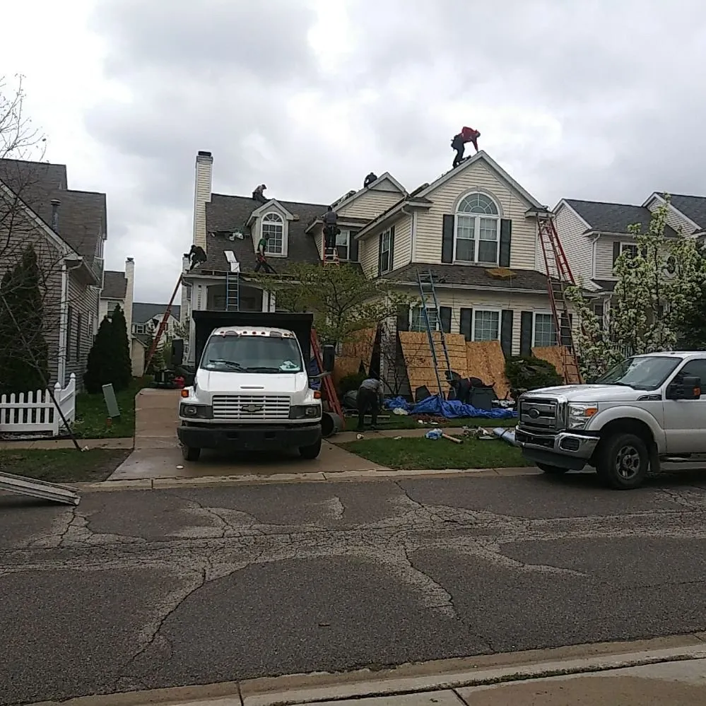 Slide of Al's Roofing & Repair