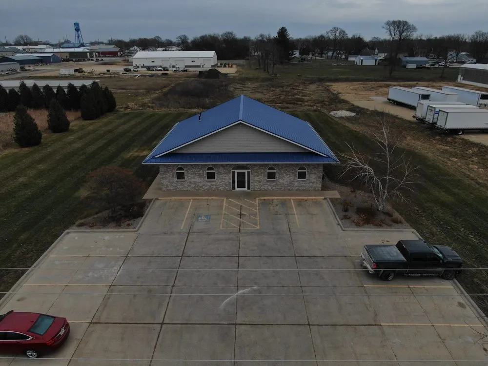 Reliable storm damage roof repair after storm damage across Lime Springs, IA - Al’s Roofing