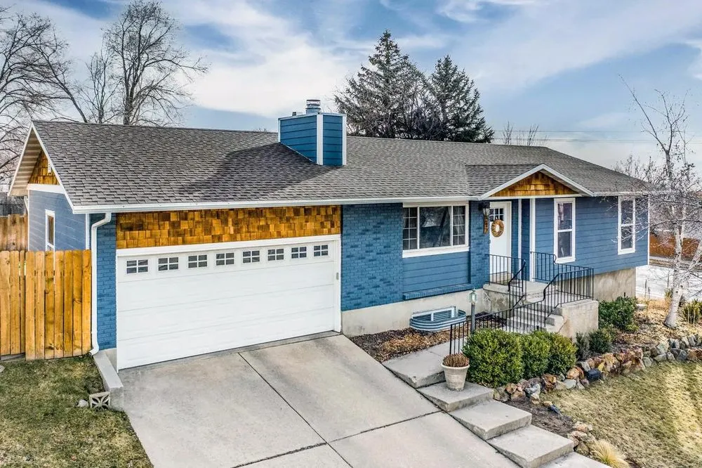 Slide of Alta Roofing