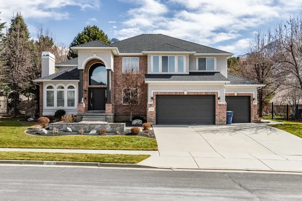 Slide of Alta Roofing