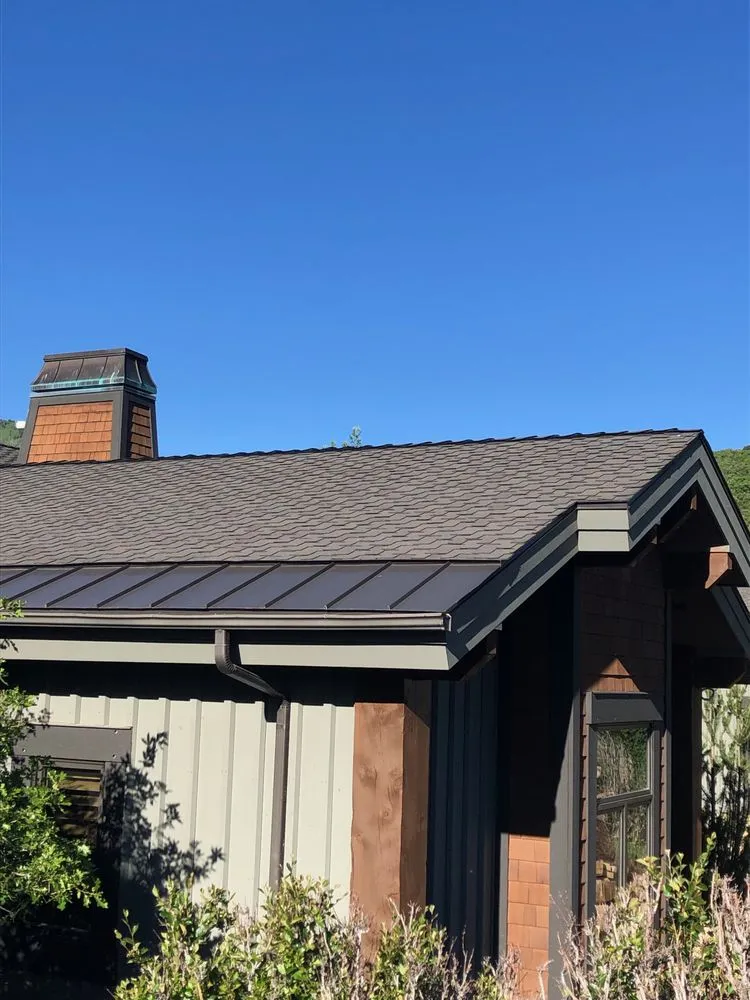 Slide of Alta Vista Roofing