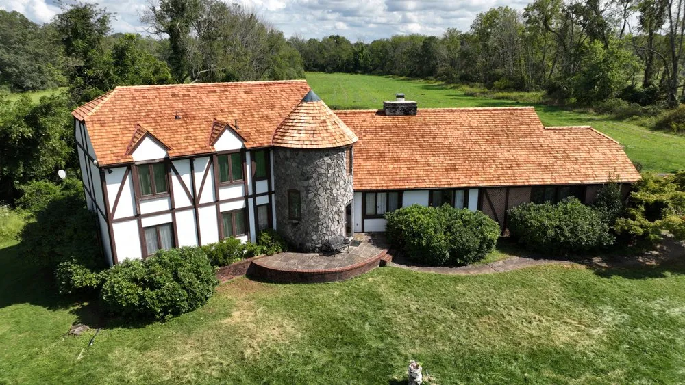 Slide of Alte Exteriors