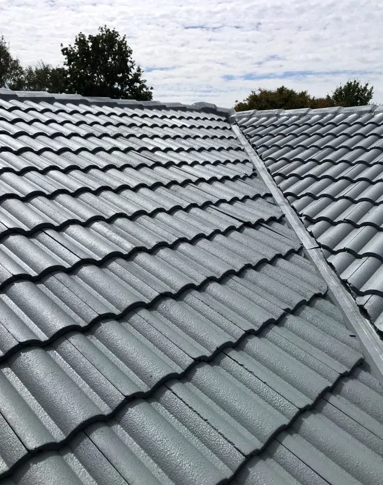 Slide of Altgeld Roof & Gutter Services