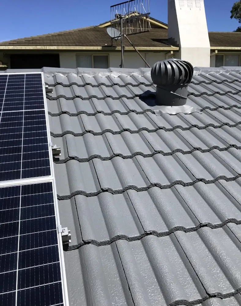 Slide of Altgeld Roof & Gutter Services