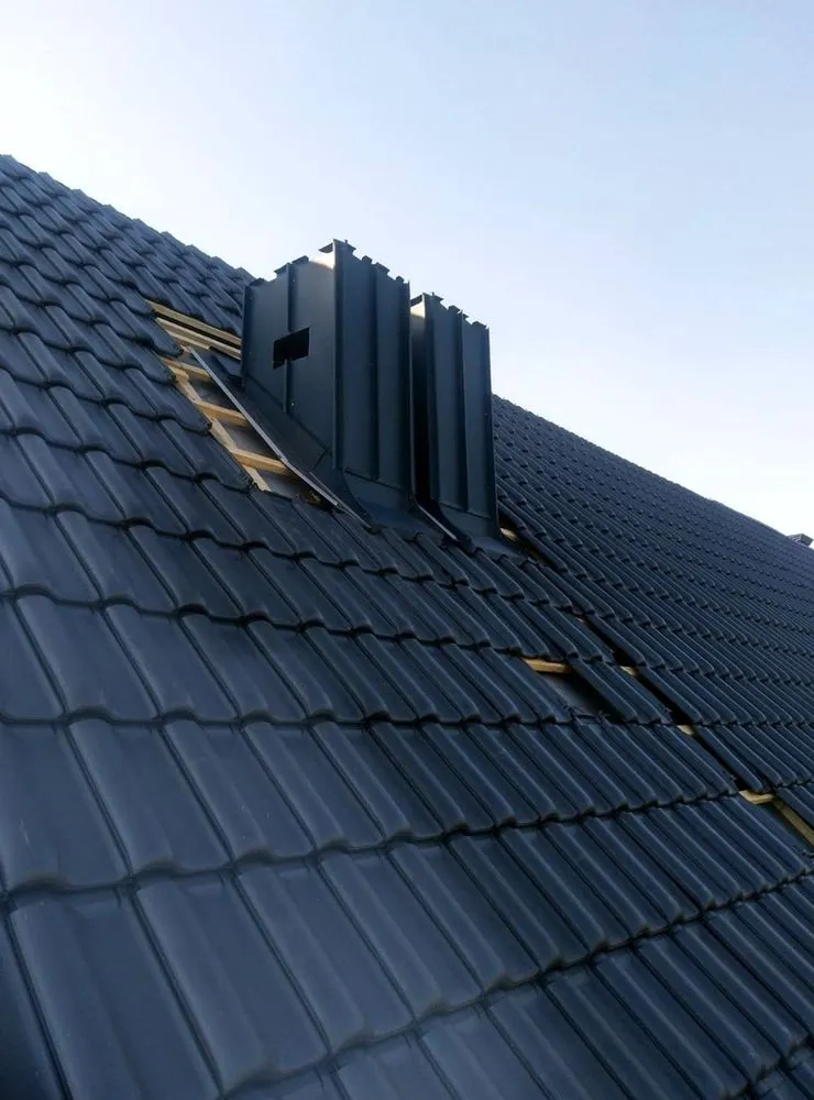 Slide of Alum Rock Roofing