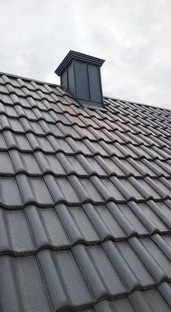 Slide of Alum Rock Roofing