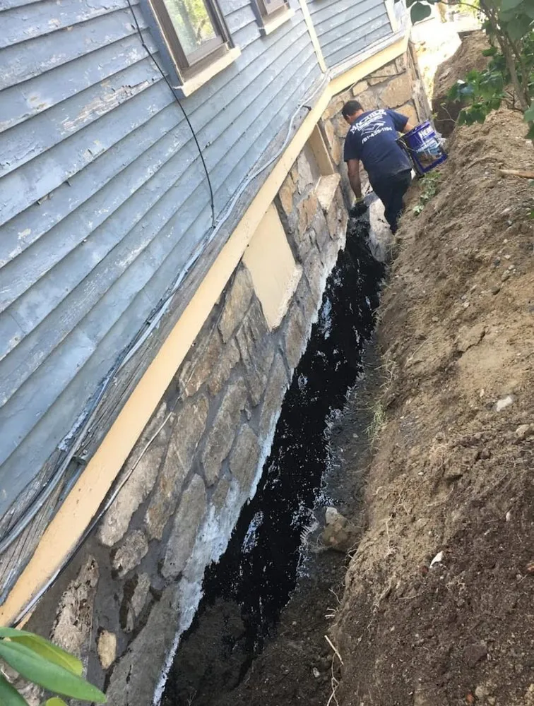 Reliable roof replacement in Newton Centre, MA - Alutec Masonry