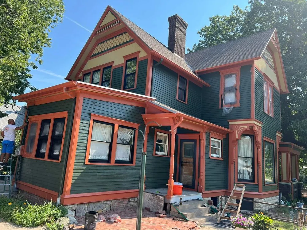 Slide of A.L.V construction LLC