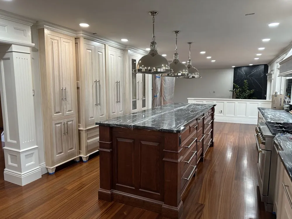 Slide of Alvarado General contractors