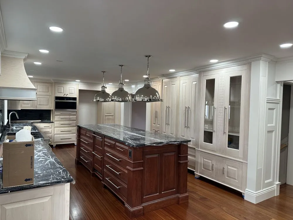 Slide of Alvarado General contractors