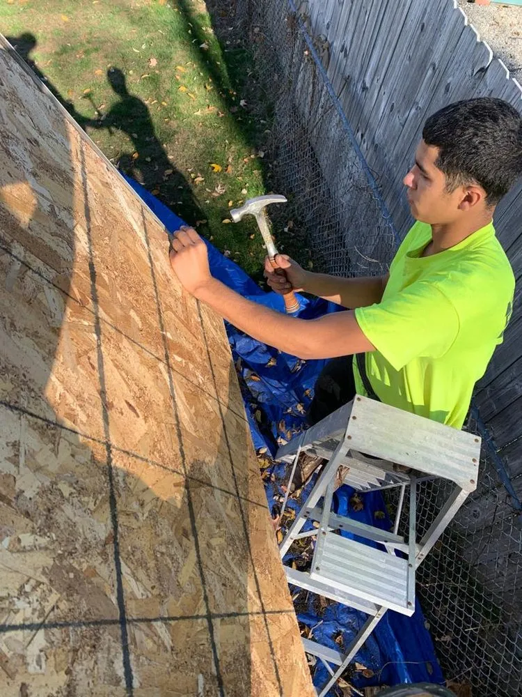 Slide of Alvarenga Construction