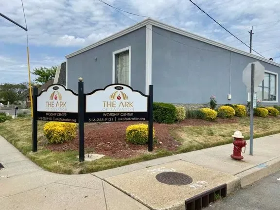 Slide of Alvarenga Stucco & Masonry