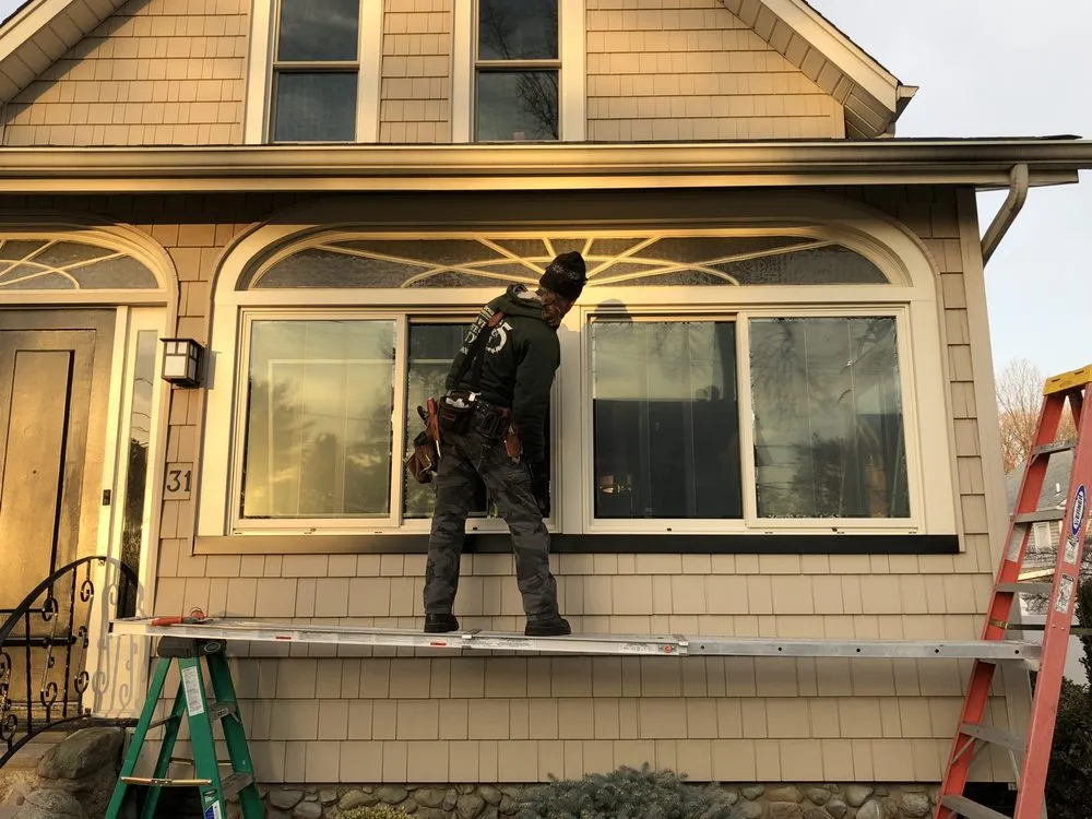 Slide of Alvarez & Sons General Contractors