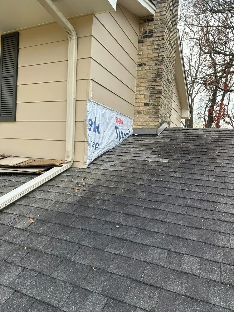 Slide of Alvarez Construction