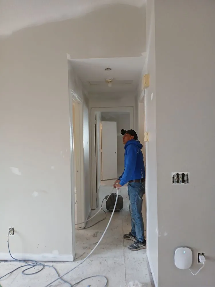 Slide of Alvarez Construction