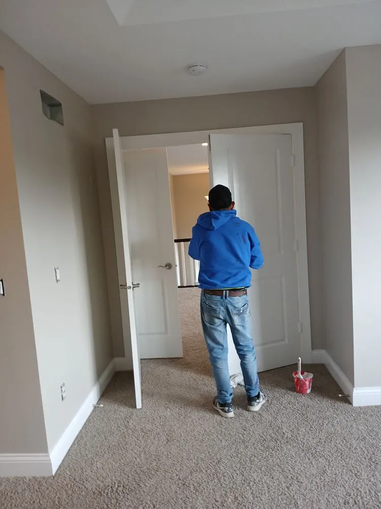 Slide of Alvarez Construction