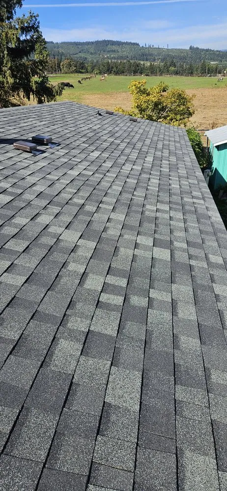 Slide of Alvarez Roofing and Construction