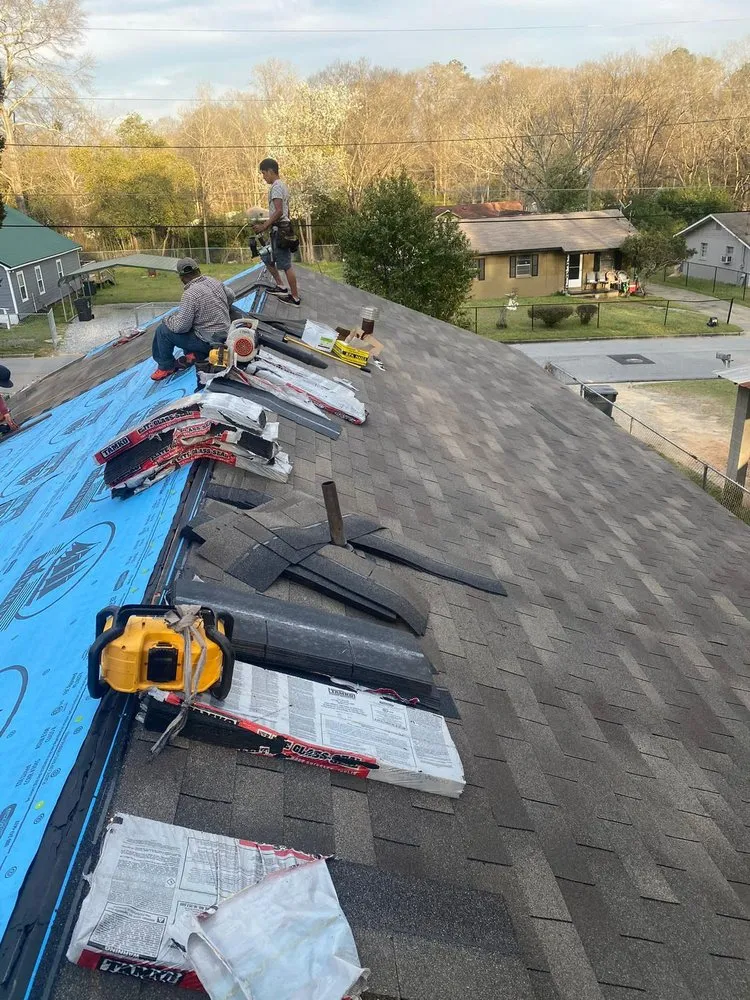 Slide of Alvarez Roofing