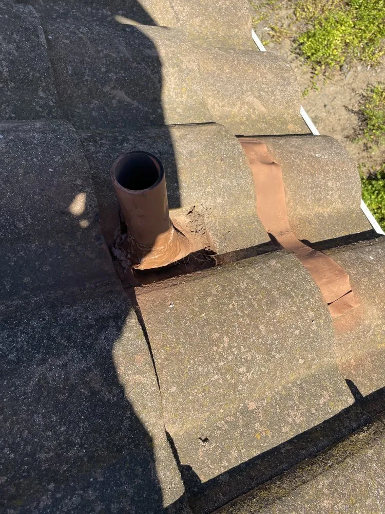 Slide of Alvarez Roofing