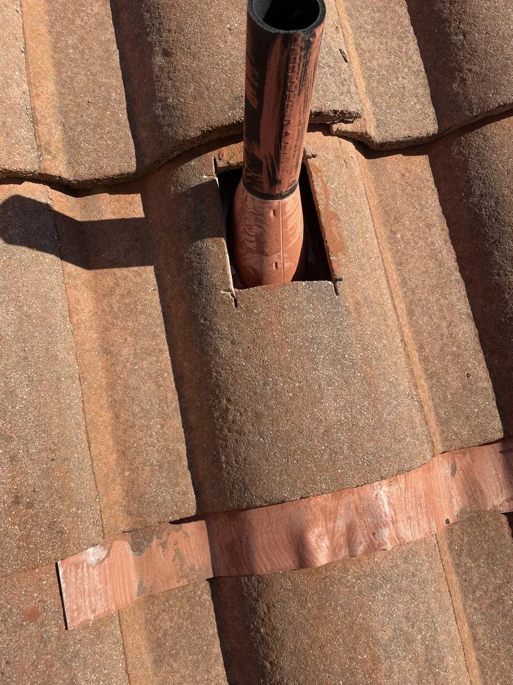 Slide of Alvarez Roofing