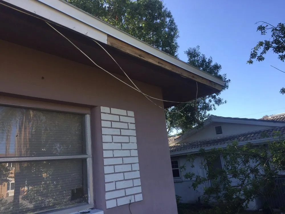 Slide of Alvarez Roofing Services