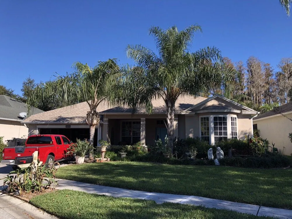 Slide of Alvarez Roofing