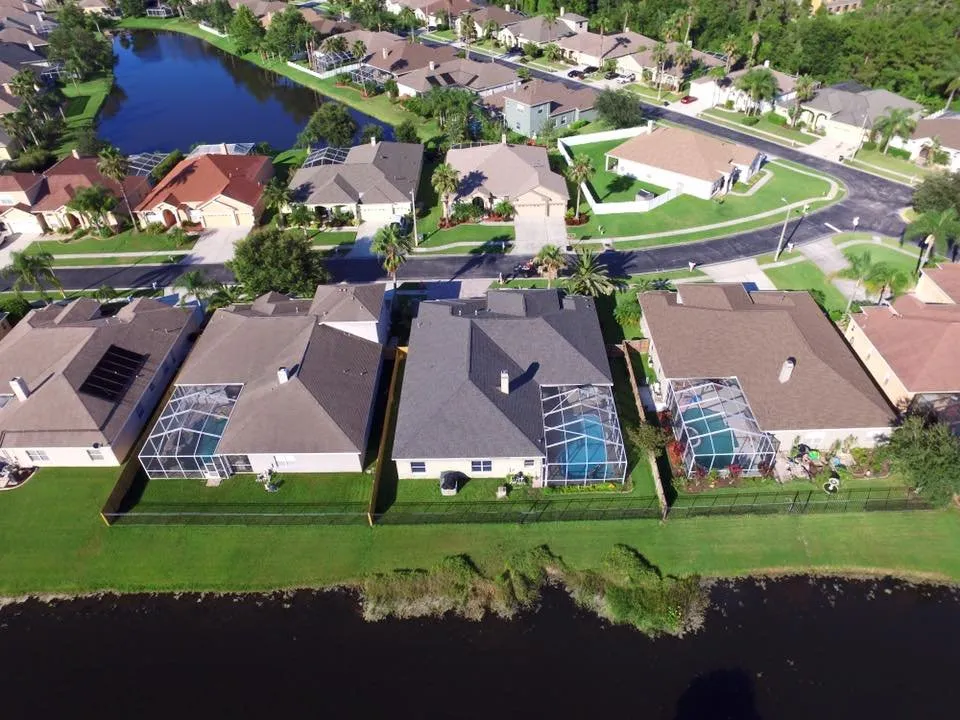 Slide of Alvarez Roofing