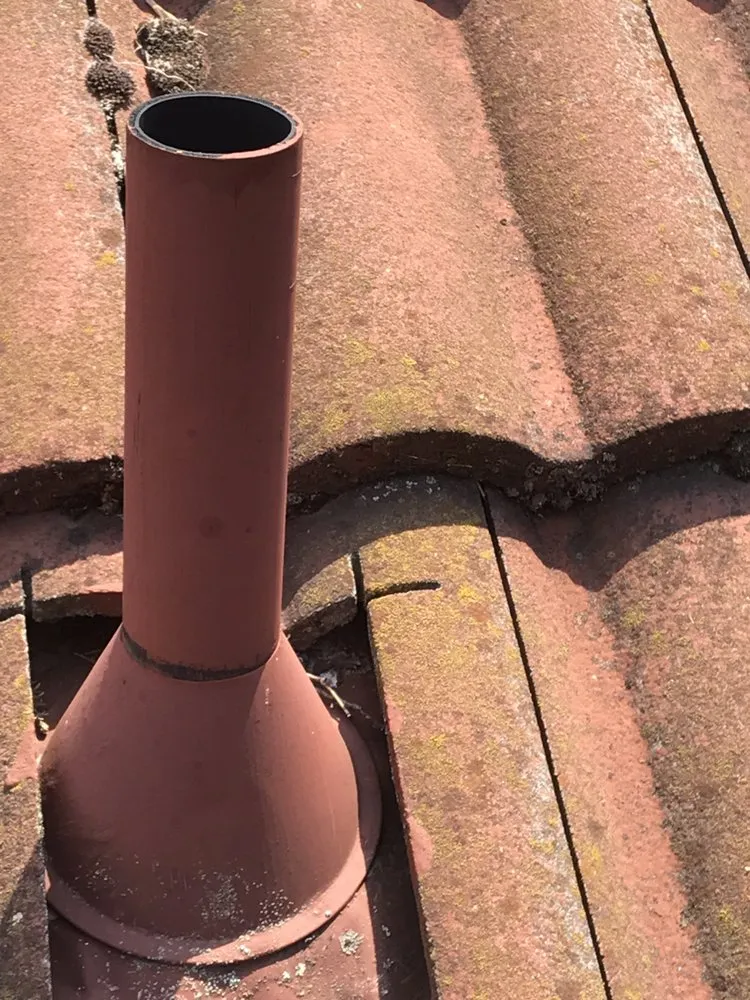 Slide of Alvaro's Roofing