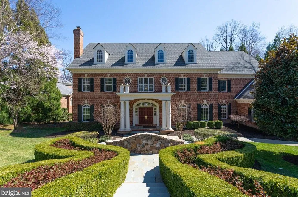 Slide of Alzamora Services