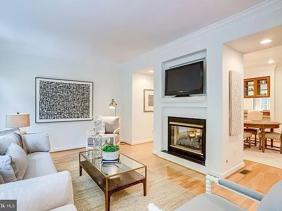 Slide of Alzamora Services