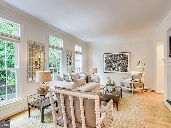 Slide of Alzamora Services