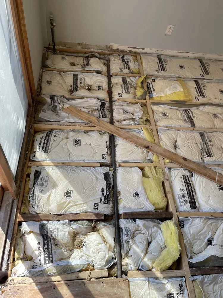 Slide of A&M Construction